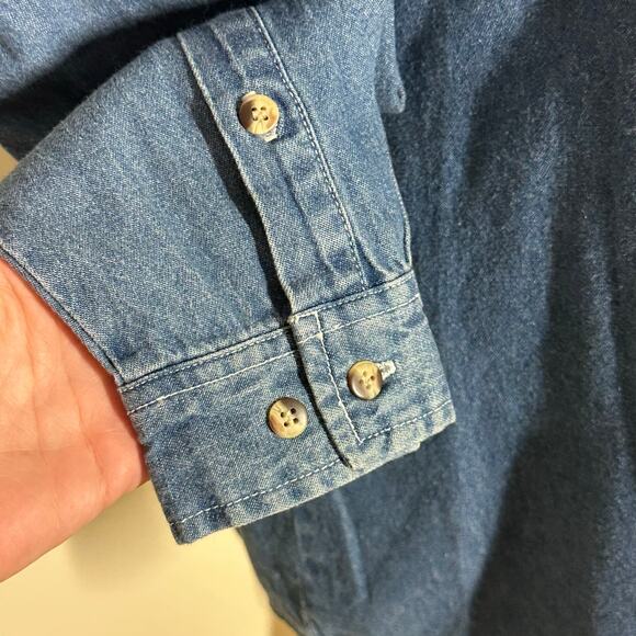 Tantrum Blues women's size M denim 100% cotton long sleeve Christmas shirt - Picture 5 of 7